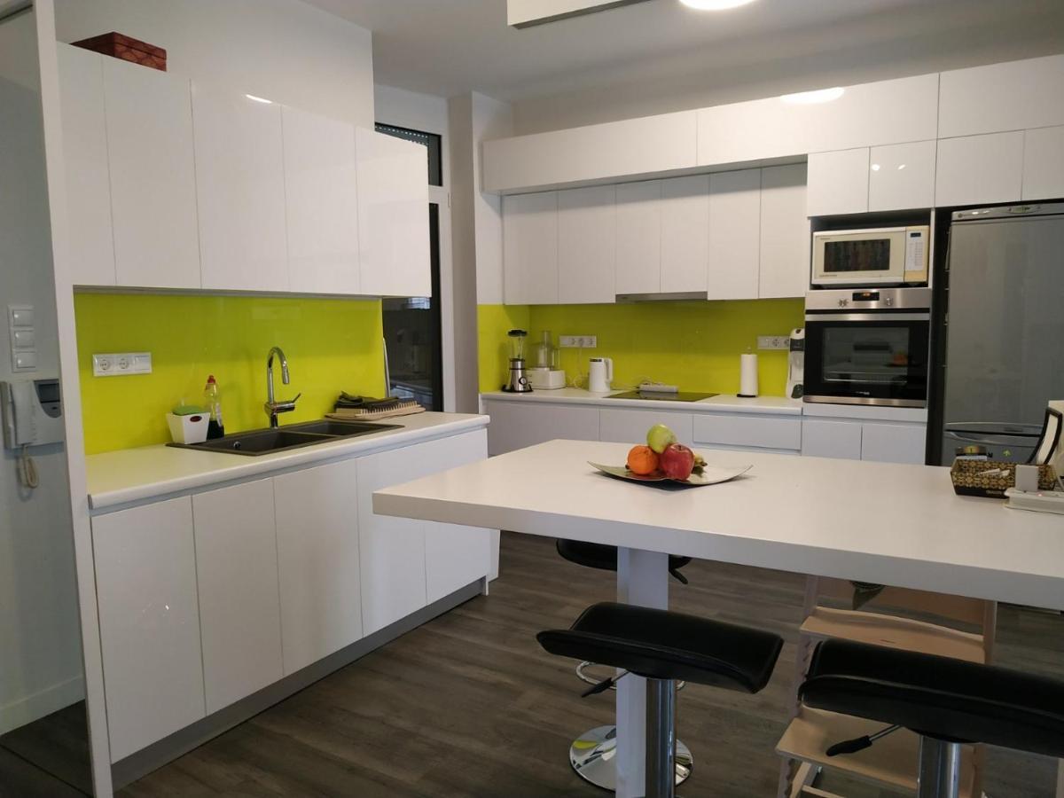 Fully Renovated, Family-Friendly Apartment, Next To A Huge Green Park, In Athens Center 외부 사진